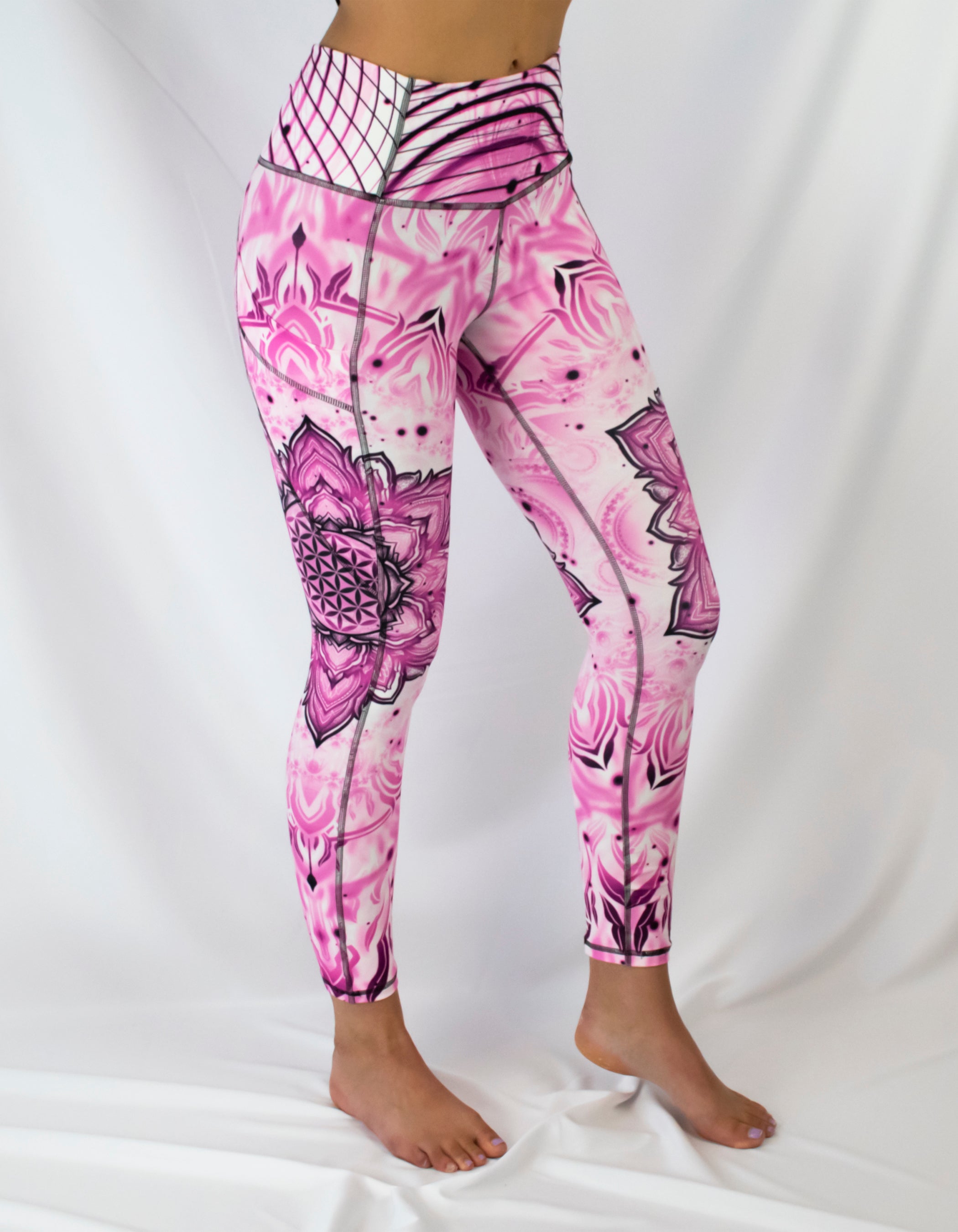 Buy Laasa Mid Rise Quick Drying Leggings - Grey at Rs.1499 online |  Activewear online